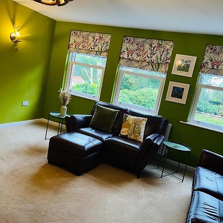 Central Beverley 4-Bedroom Townhouse Екстериор снимка