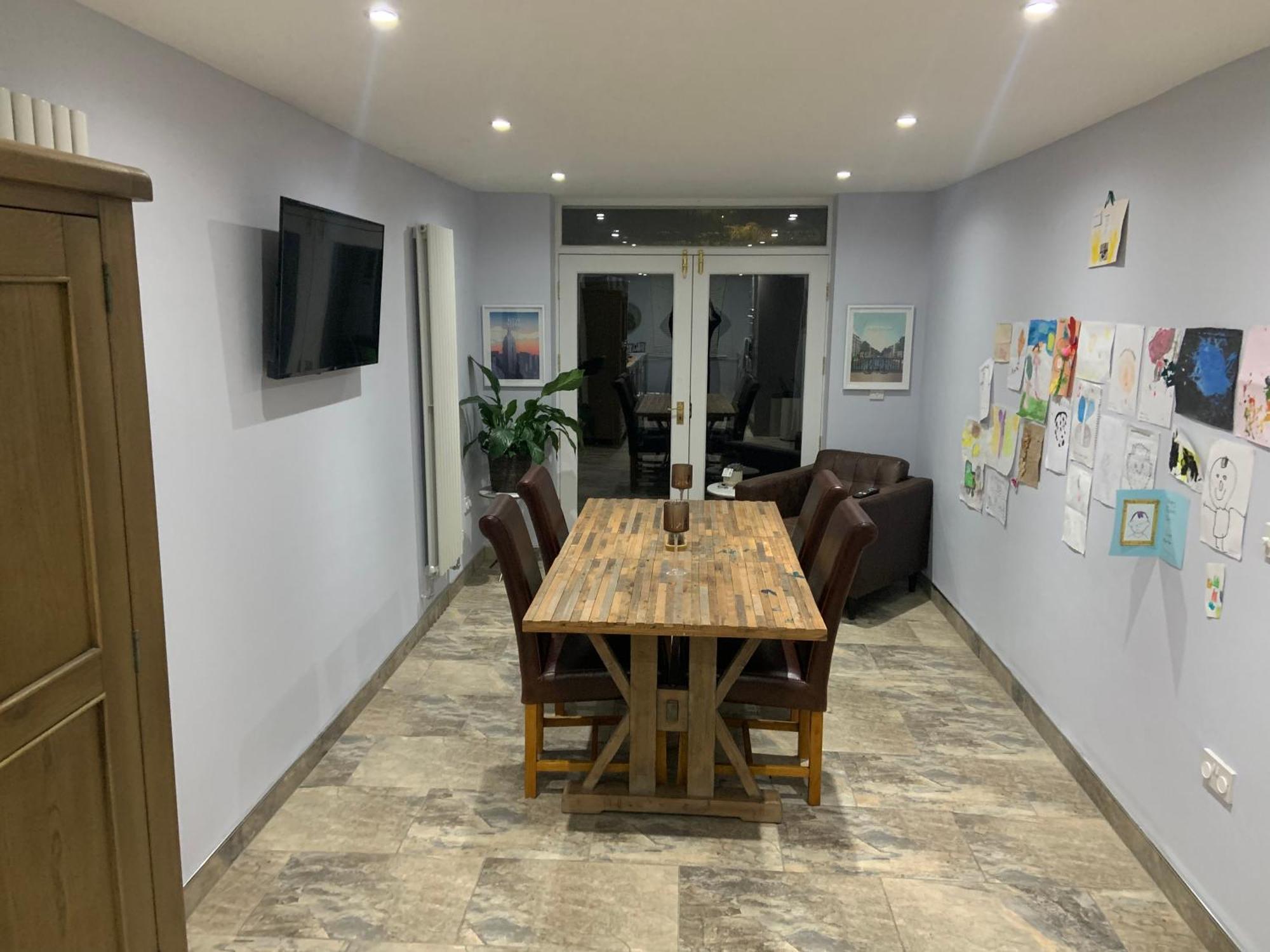 Central Beverley 4-Bedroom Townhouse Екстериор снимка